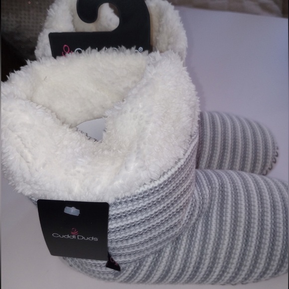Cuddl Duds Cozy Sherpa (Size 7-8) Striped Gray & White Turn Cuff Slipper Boots - Picture 1 of 7